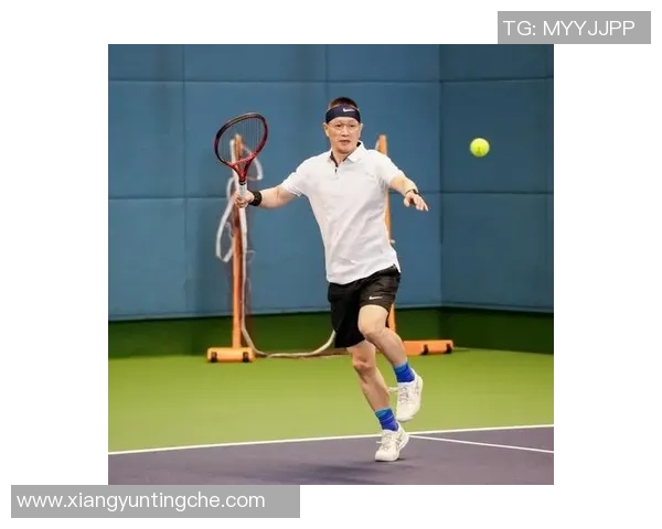 成都网球队与南京网球队赛后复盘分析灵活性表现及战术调整策略 成都网球队与南京网球队赛后复盘分析灵活性表现及战术调整策略