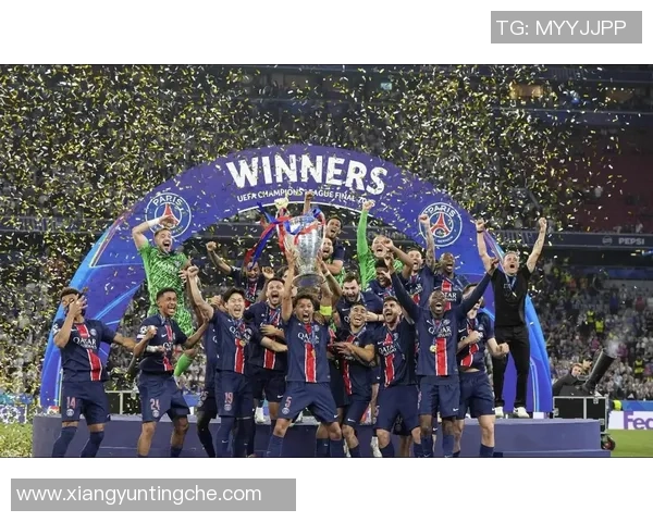 N字母开头的足球明星盘点他们在绿茵场上的传奇故事与成就