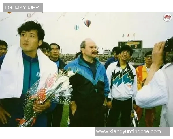 粤语翻译足球明星名字的趣味探索与文化交流之旅 粤语翻译足球明星名字的趣味探索与文化交流之旅