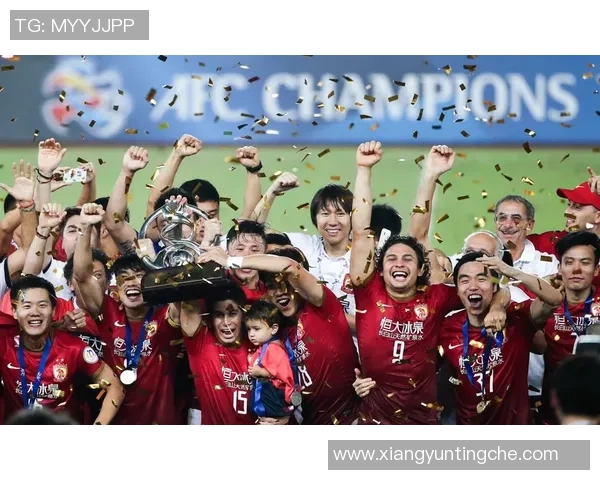 足球明星不败家揭秘:那些成功逆袭的传奇人物与他们的奋斗故事 足球明星不败家揭秘:那些成功逆袭的传奇人物与他们的奋斗故事