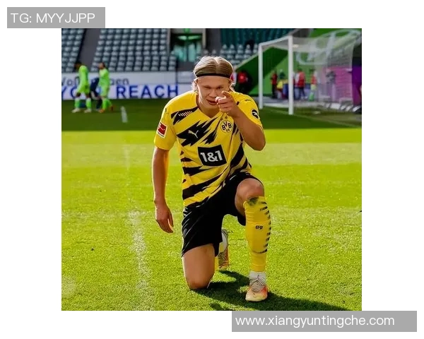 足球明星球服符号背后的故事与文化意义探讨 足球明星球服符号背后的故事与文化意义探讨