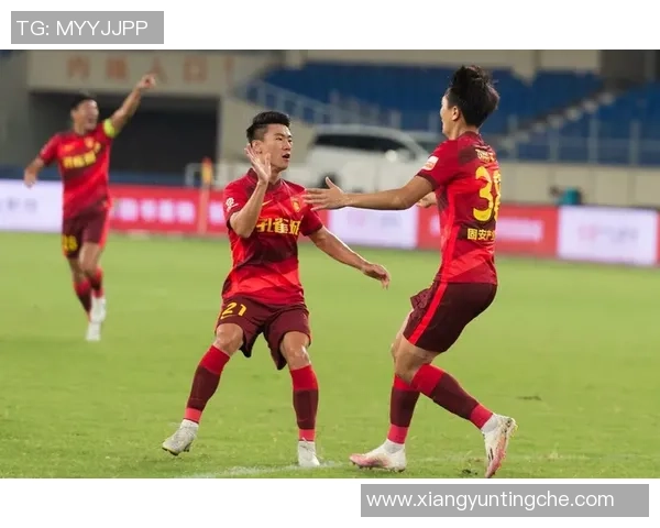 重庆网球队以95分领跑世界锦标赛积分榜展现强劲实力 重庆网球队以95分领跑世界锦标赛积分榜展现强劲实力